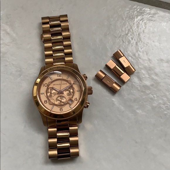 Watch - Picture 4 of 4